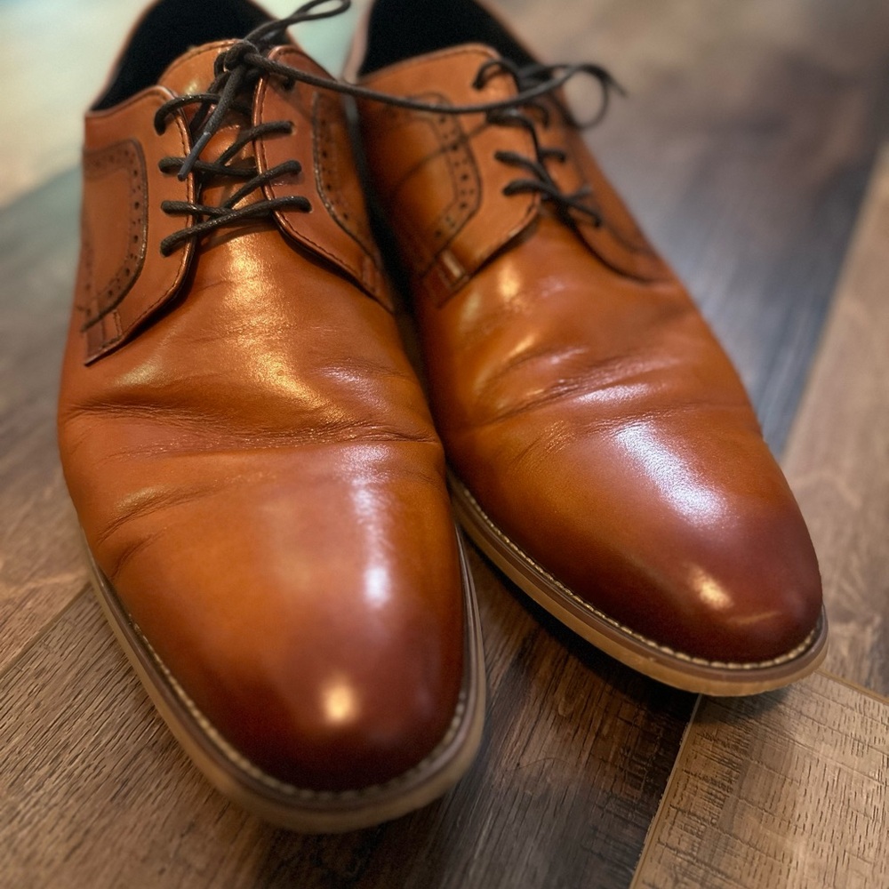 Stacy Adams "Dickens" Tan Genuine Leather Plain Toe Shoes 25231-240. Size 13W